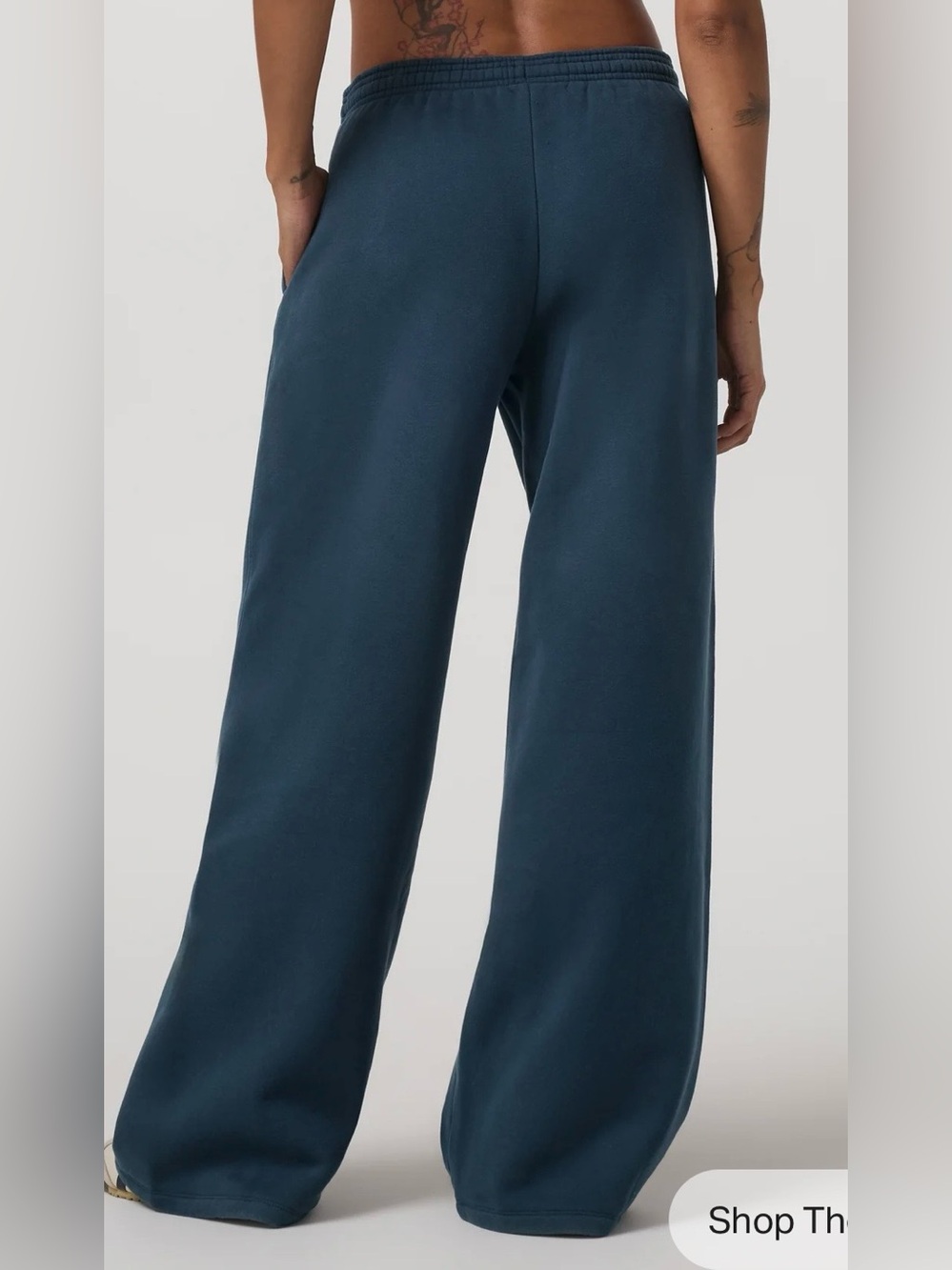 Vuori Women's restored ultra wide leg pants - Picture 3 of 5
